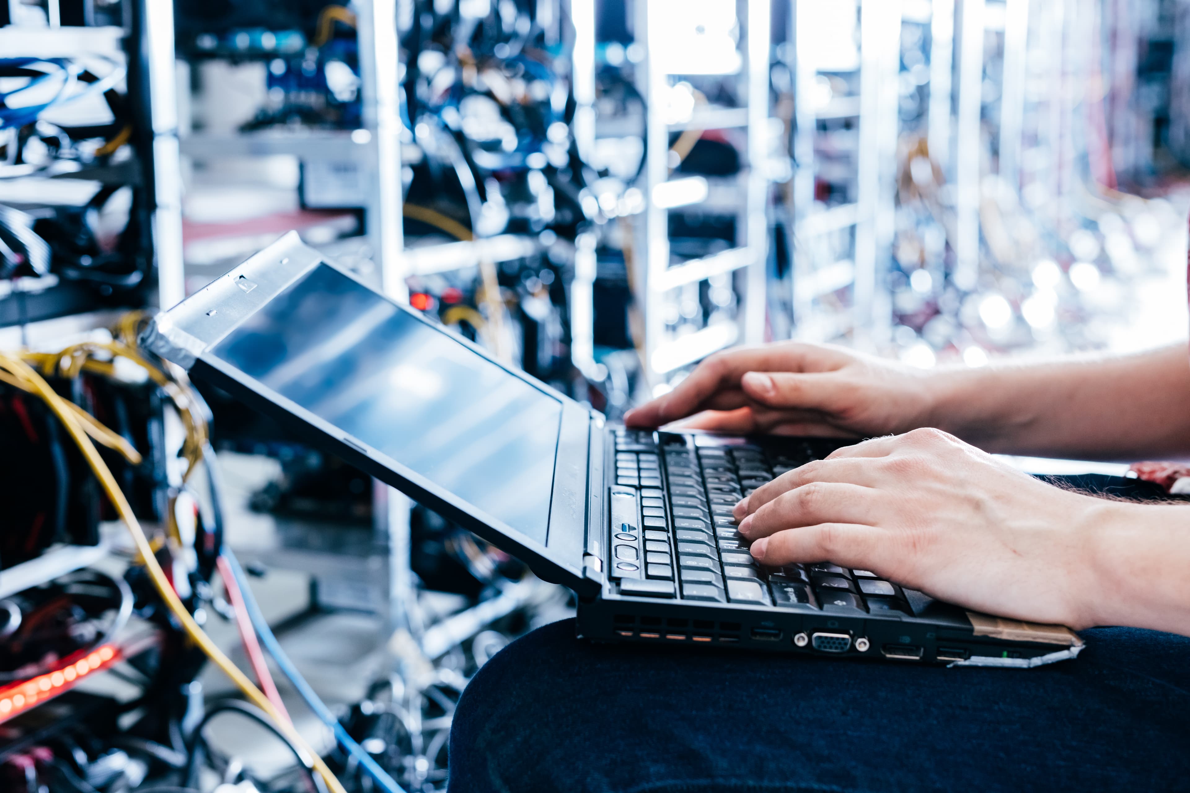 IT SUPPORT & CONSULTING